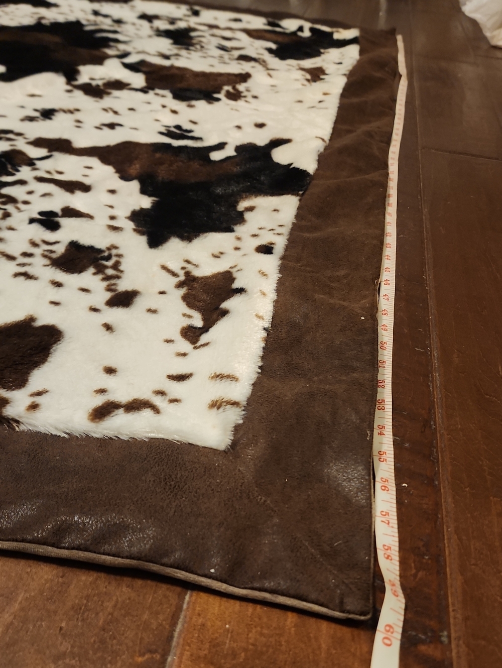Nativo Cow Print Plush White Black Brown Print 49×60 Rug Bed Throw Western Decor - Picture 10 of 10